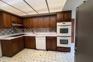 9006 Glenarden Pkwy, Glenarden, MD 20706 - Photo 8