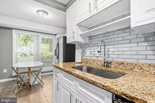 15818 Millbrook Ln, Laurel, MD 20707 - Photo 14