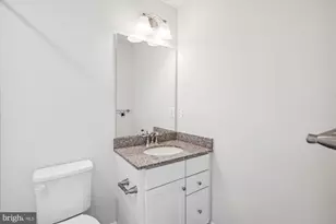 6102 Chronicle St, Hyattsville, MD 20782 - Photo 18