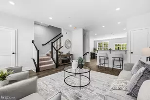 4929 Devitt Pl, Oxon Hill, MD 20745 - Photo 6