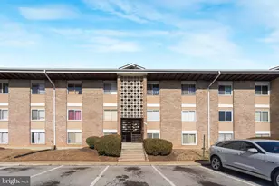 522 Wilson Bridge Dr, Oxon Hill, MD 20745 - Photo 1