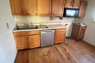 6208 Seat Pleasant Dr, Capitol Heights, MD 20743 - Photo 16