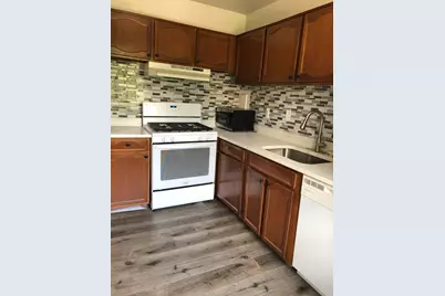 6018 Westchester Drive #302, College Park, MD 20740 - Photo 4