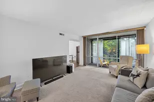 8695 Greenbelt Rd, Greenbelt, MD 20770 - Photo 2