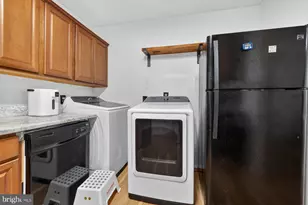 8695 Greenbelt Rd, Greenbelt, MD 20770 - Photo 10