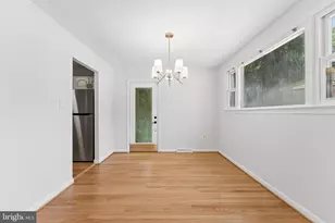 4801 Woodford Ln, Upper Marlboro, MD 20772 - Photo 4