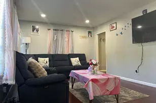 3902 72nd Ave, Hyattsville, MD 20784 - Photo 2