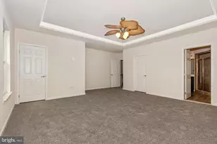 906 Hall Station Dr, Bowie, MD 20721 - Photo 6
