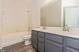 906 Hall Station Dr, Bowie, MD 20721 - Photo 2
