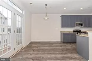 906 Hall Station Dr, Bowie, MD 20721 - Photo 12