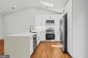 7001 Bishop Dr, Capitol Heights, MD 20743 - Photo 10