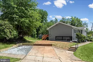 7001 Bishop Dr, Capitol Heights, MD 20743 - Photo 6