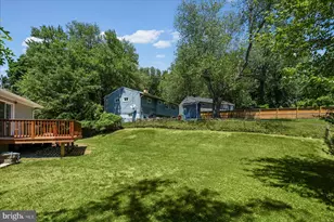 7001 Bishop Dr, Capitol Heights, MD 20743 - Photo 32