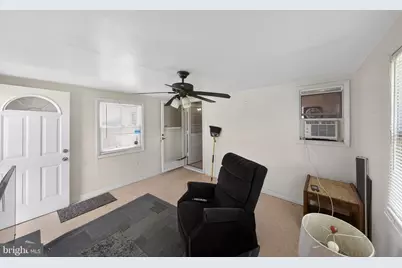 6509 Parkway Court, Hyattsville, MD 20782 - Photo 12