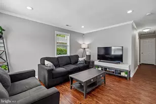 819 Clovis Ave, Capitol Heights, MD 20743 - Photo 4