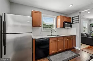 819 Clovis Ave, Capitol Heights, MD 20743 - Photo 8