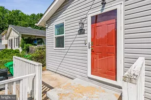 819 Clovis Ave, Capitol Heights, MD 20743 - Photo 2