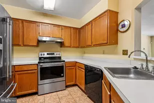 4851 Brookstone Terrace, Bowie, MD 20720 - Photo 8