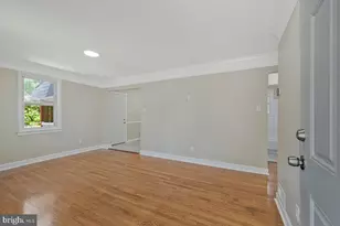 9035 48th Pl, College Park, MD 20740 - Photo 10