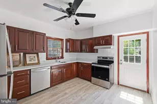 3704 42nd Ave, Brentwood, MD 20722 - Photo 10
