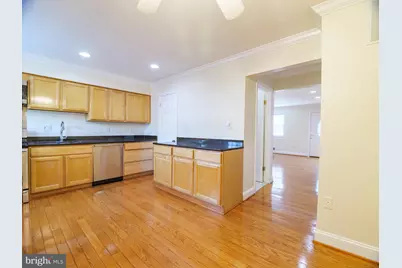 3075 Sunset Lane, Suitland, MD 20746 - Photo 8
