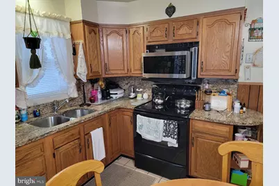 7303 Hastings Drive, Capitol Heights, MD 20743 - Photo 14