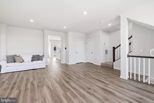 5604 Lanteen St, Lanham, MD 20706 - Photo 6