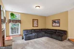 9110 Tallfield Ct, Lanham, MD 20706 - Photo 12