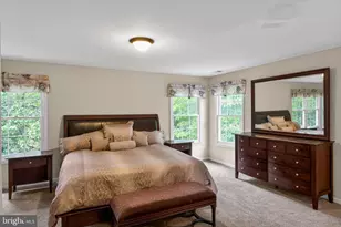 9110 Tallfield Ct, Lanham, MD 20706 - Photo 4