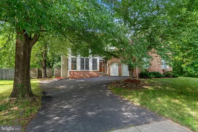 9110 Tallfield Court, Lanham, MD 20706 - Photo 2