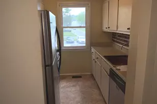 37 Watkins Park Dr, Upper Marlboro, MD 20774 - Photo 6