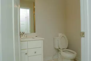 8210 Goldstone Ct, Hyattsville, MD 20785 - Photo 26