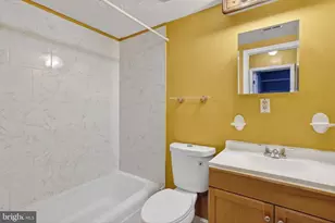 7527 Riverdale Rd, Hyattsville, MD 20784 - Photo 18