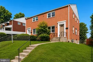 6212 Carters Ln, Riverdale, MD 20737 - Photo 2