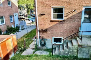 6212 Carters Ln, Riverdale, MD 20737 - Photo 10