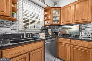 2727 Keystone Ln, Bowie, MD 20715 - Photo 10