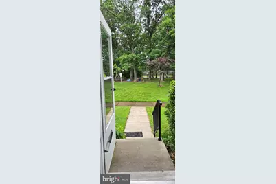 6924 Woodstream Lane, Lanham, MD 20706 - Photo 4