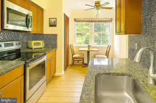 6924 Woodstream Ln, Lanham, MD 20706 - Photo 6
