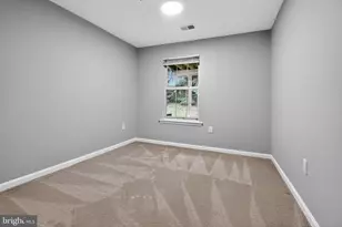 4119 Applegate Ct, Suitland, MD 20746 - Photo 14
