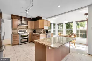 5505 Lake Ridge Terrace, Bowie, MD 20720 - Photo 16