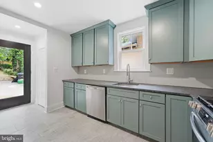 3808 33rd St, Mount Rainier, MD 20712 - Photo 16
