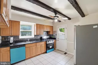 2217 Lakewood Street, Suitland, MD 20746 - Photo 6