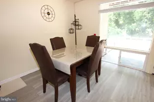 573 Wilson Bridge Dr, Oxon Hill, MD 20745 - Photo 12