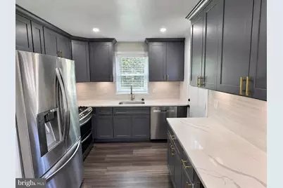 2913 Fairlawn Street, Temple Hills, MD 20748 - Photo 10