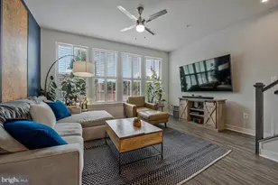 6204 Editors Park Dr, Hyattsville, MD 20782 - Photo 16