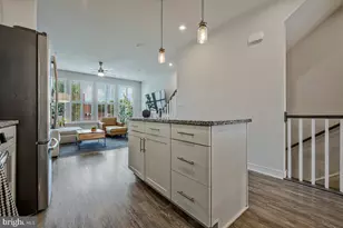 6204 Editors Park Dr, Hyattsville, MD 20782 - Photo 12