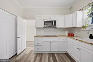 3724 35th St, Mount Rainier, MD 20712 - Photo 8