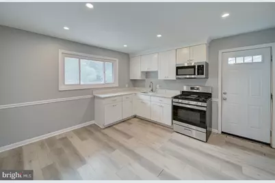 3113 Bellbrook Court, Temple Hills, MD 20748 - Photo 12