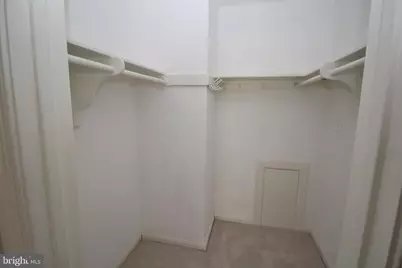 6008 Westchester Park Drive #301, College Park, MD 20740 - Photo 10