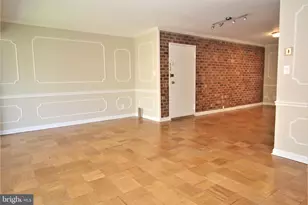 6008 Westchester Park Dr, College Park, MD 20740 - Photo 4